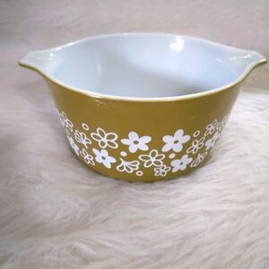 PYREX  473B  Spring Blossom Crazy Dasiy 1L Casserole Dish &Lid